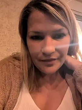 Pxetiteblonde1 webcam