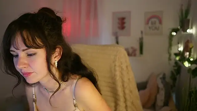 Daisy_Lowe webcam