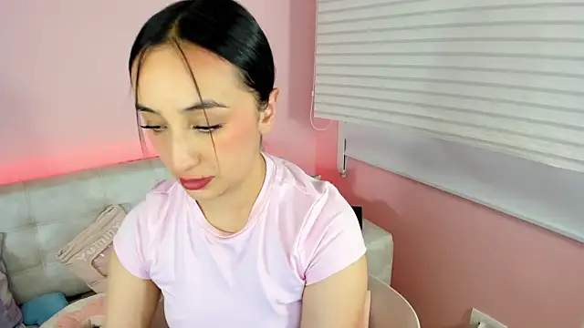 tinysara webcam