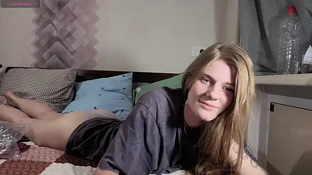 Adell_Love webcam