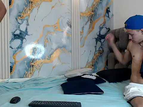 BLACK_BOYX webcam