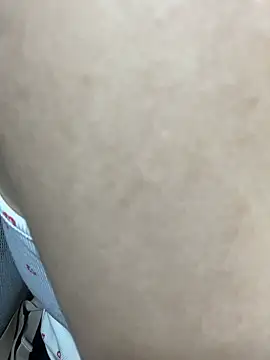 Mina048 webcam