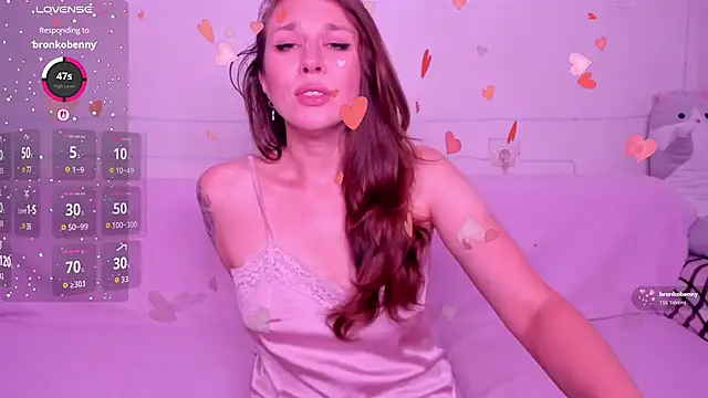 Lil_Foxy9 live cam on StripChat