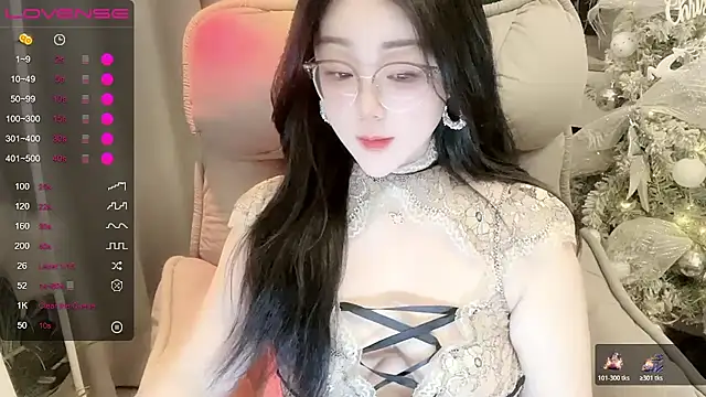 Monica-666888- webcam