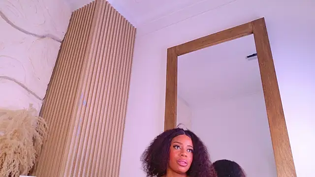 loana_vegas webcam