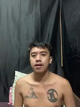 CrazyTwenties webcam