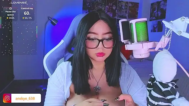 AnngelaSkye webcam