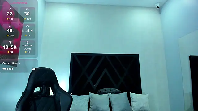 Emmaa_white_ webcam