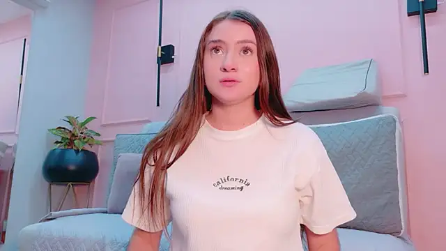 DanielleDNicola webcam