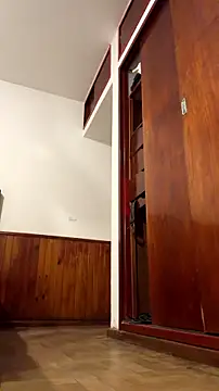 LuciaLatina webcam