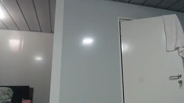 fulloferotic webcam