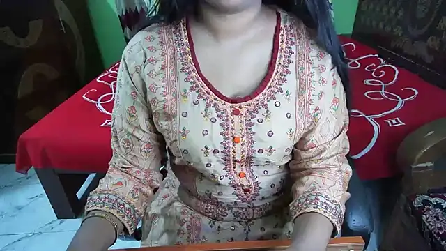 BengaliQueenStar webcam