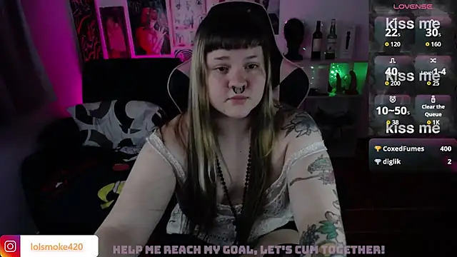 Bdsm_and_fries webcam