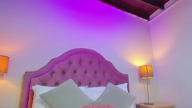 Mia_Culpa live sex cam