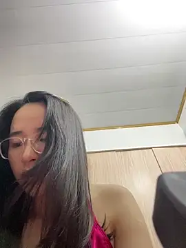 Babybooo01_ webcam