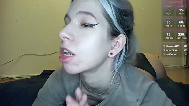 cruellagoth666 live cam on StripChat