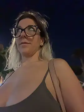 nikytax (F milf) - Tease NikytaX 🔴👈