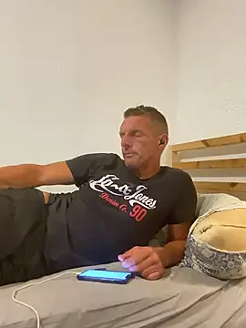 Goldmedall live cam on StripChat