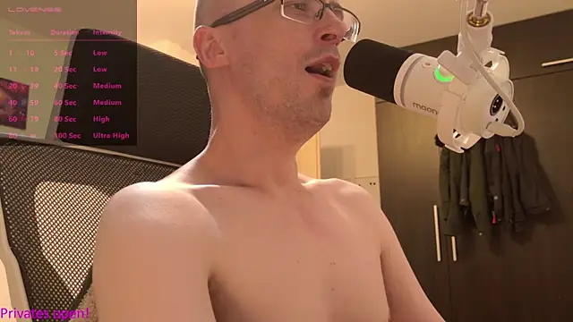 Moonsire1 live sex cam