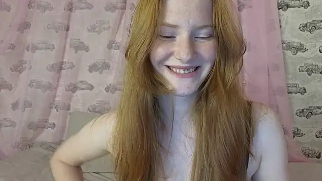 fiamoor (F young) - pinch nipples