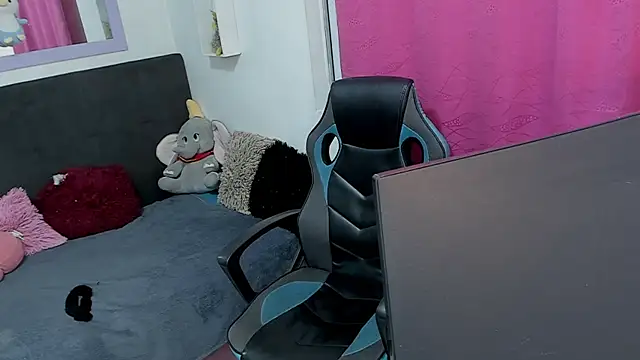 Hanna_long webcam