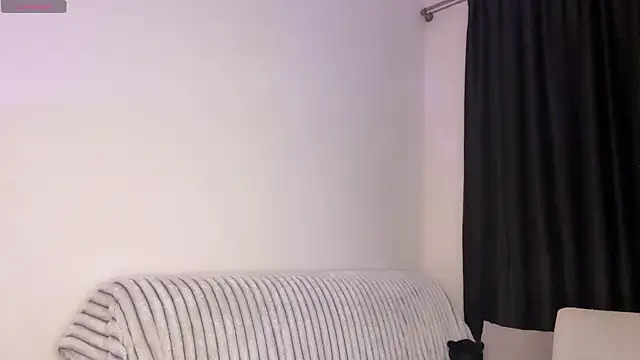 _Dollspice_ webcam