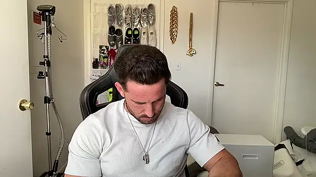 Brettmycles28