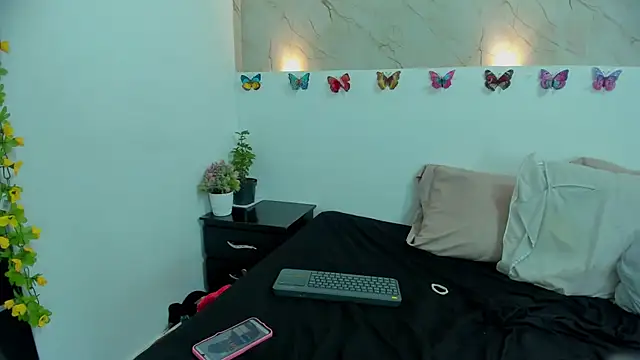 esmeralda_jenn11 webcam