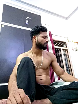 muscularboyhot webcam