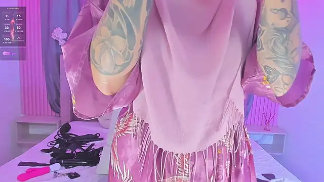 Nayla-Mouna webcam