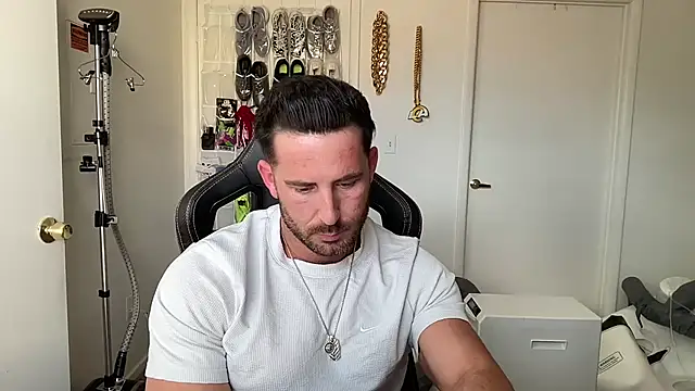 Brettmycles28
