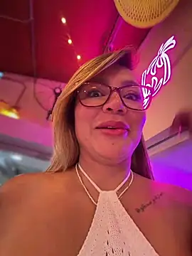DIANITA_1988's live cam