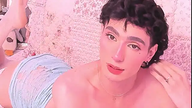 KylieMonnett webcam