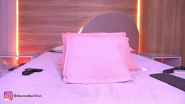 danna_berlin_ webcam
