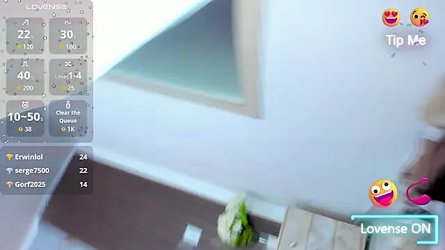 Victoria_Guzman webcam