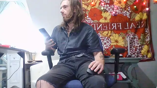 Explosive_andyy webcam