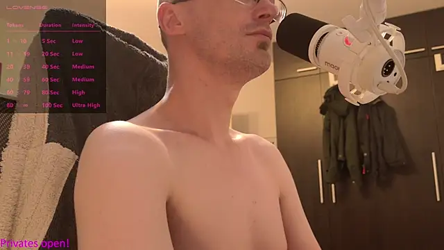 Moonsire1 live cam on StripChat
