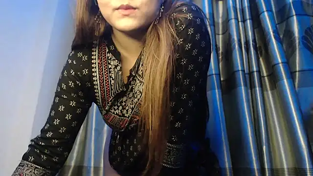 queen_angelina live cam on StripChat