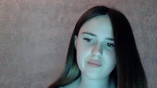 SweetLoraa live cam on StripChat