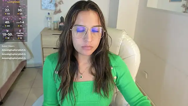 miia_thompson1 live cam on StripChat