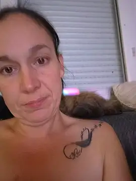 adelinegirly webcam