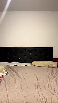 LuciaLatina webcam