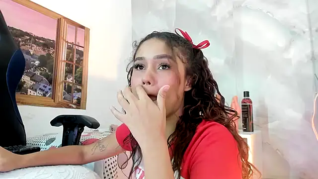 MarianaManzur webcam