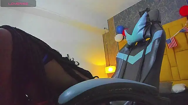 valenrss live cam on StripChat