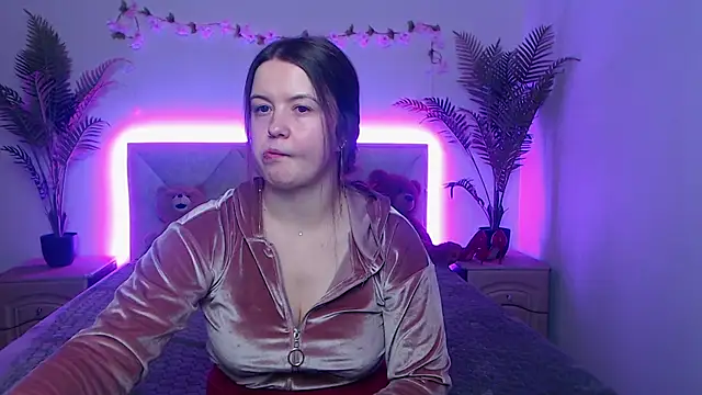 MavkaCute webcam