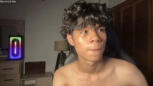 OopsAgain_ webcam