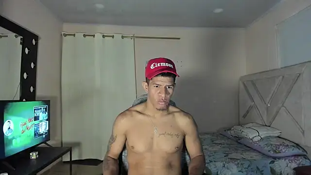 Toptony22 webcam