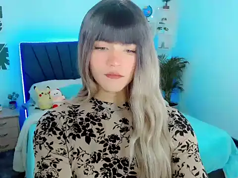 ZoeSchmmit webcam