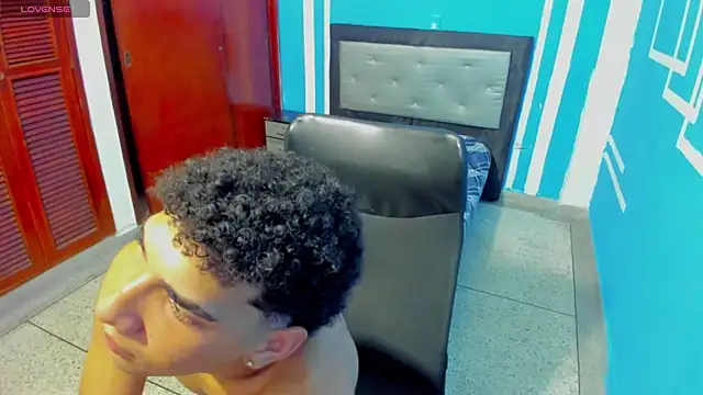 efrain_boy webcam