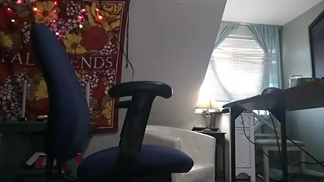 Explosive_andyy live sex cam